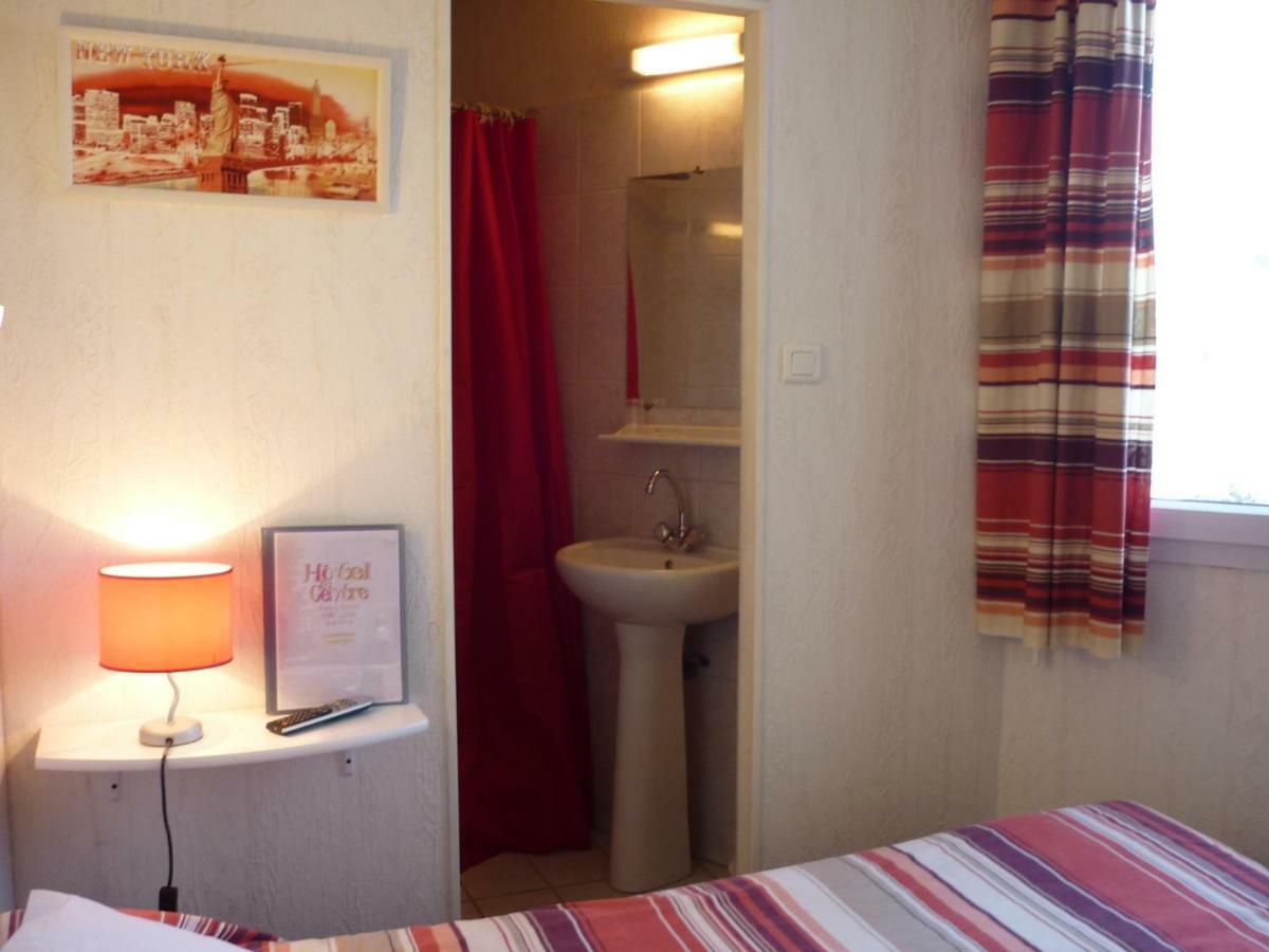 Hotel Du Centre Лурд Экстерьер фото