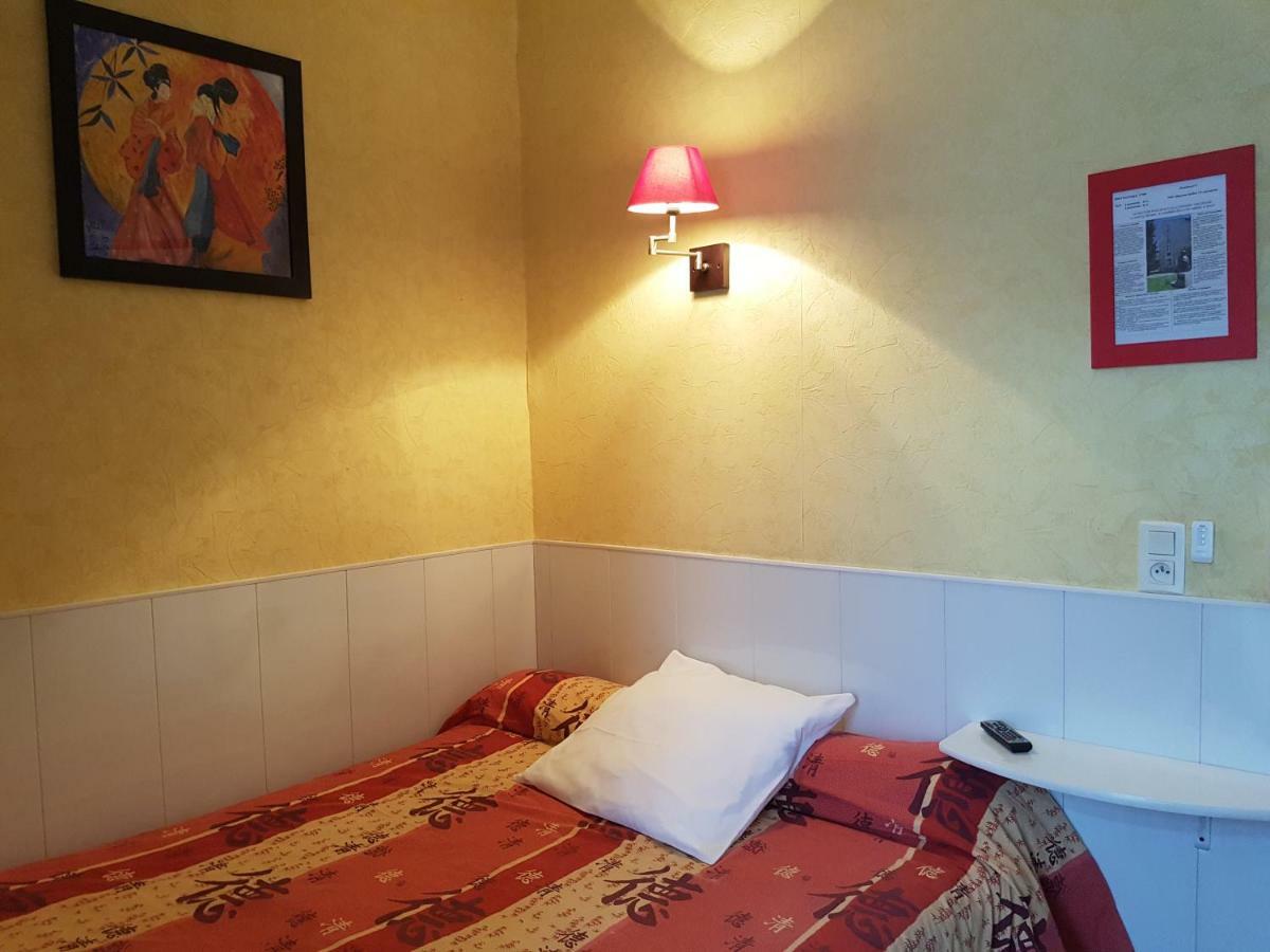 Hotel Du Centre Лурд Экстерьер фото